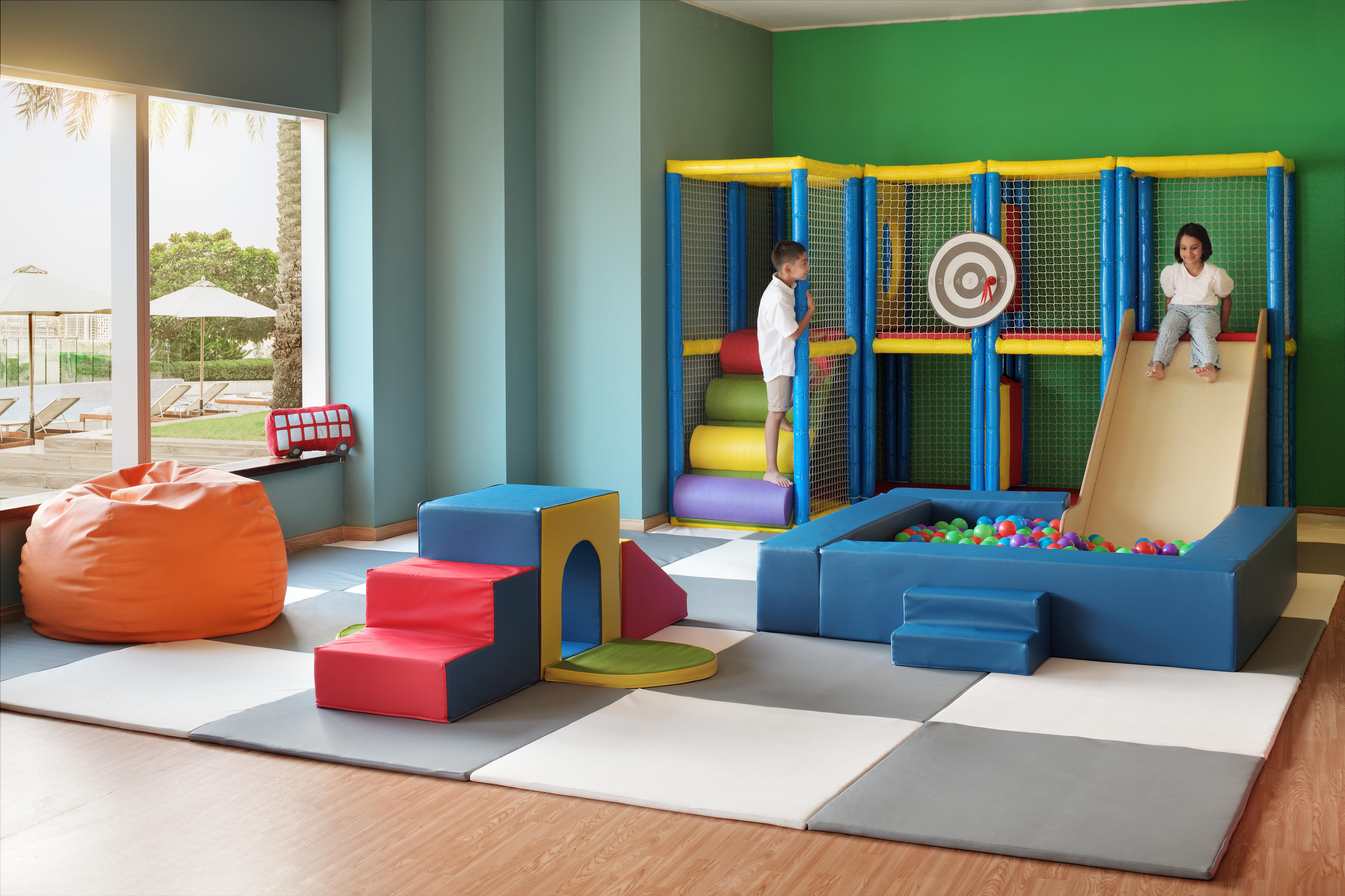 Intercontinental Dubai Festival City By Ihg Eksteriør billede Kids Club
