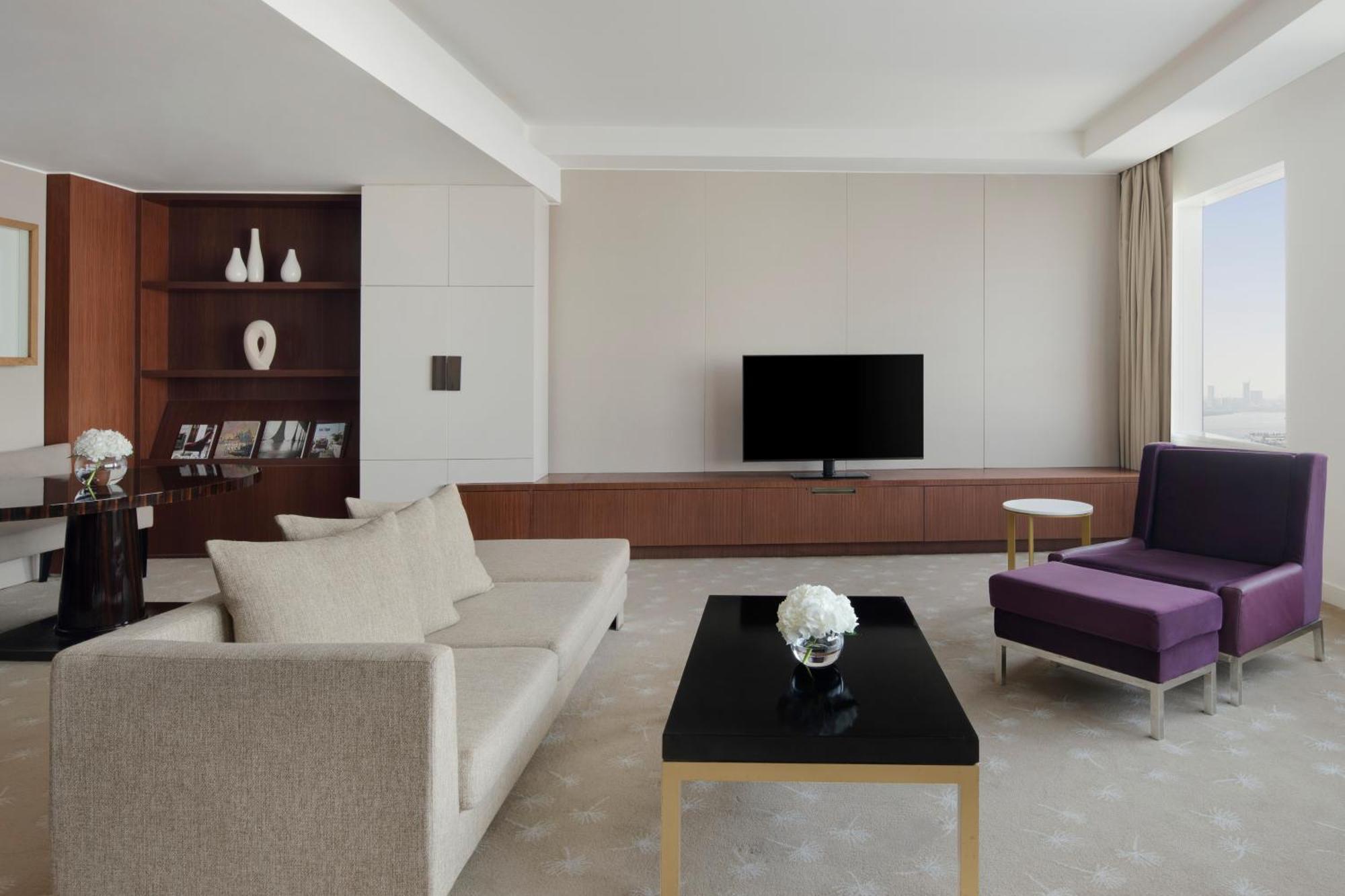 Intercontinental Dubai Festival City By Ihg Eksteriør billede Living room